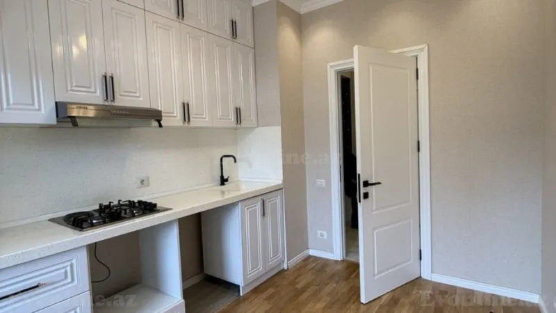 Satılır 3 otaqlı Mənzil Yeni tikili 70 m² Memar Əcəmi m. - şəkil 13