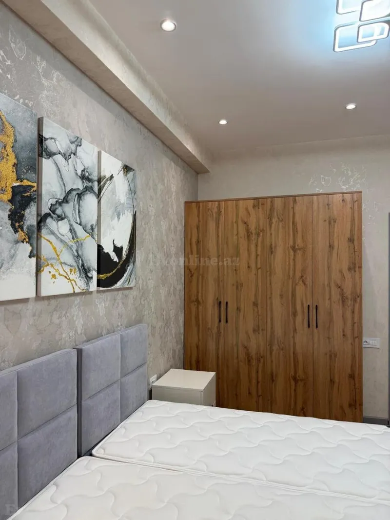 Satılır 2 otaqlı Mənzil Yeni tikili 91 m² 28 May m. - şəkil 8