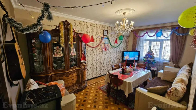 Satılır 4 otaqlı Mənzil Köhnə tikili 100 m² Xalqlar Dostluğu m. - şəkil 3