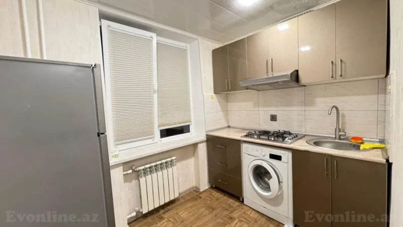 Kirayə verilir 3 otaqlı Mənzil Köhnə tikili 150 m² Yasamal - şəkil 6