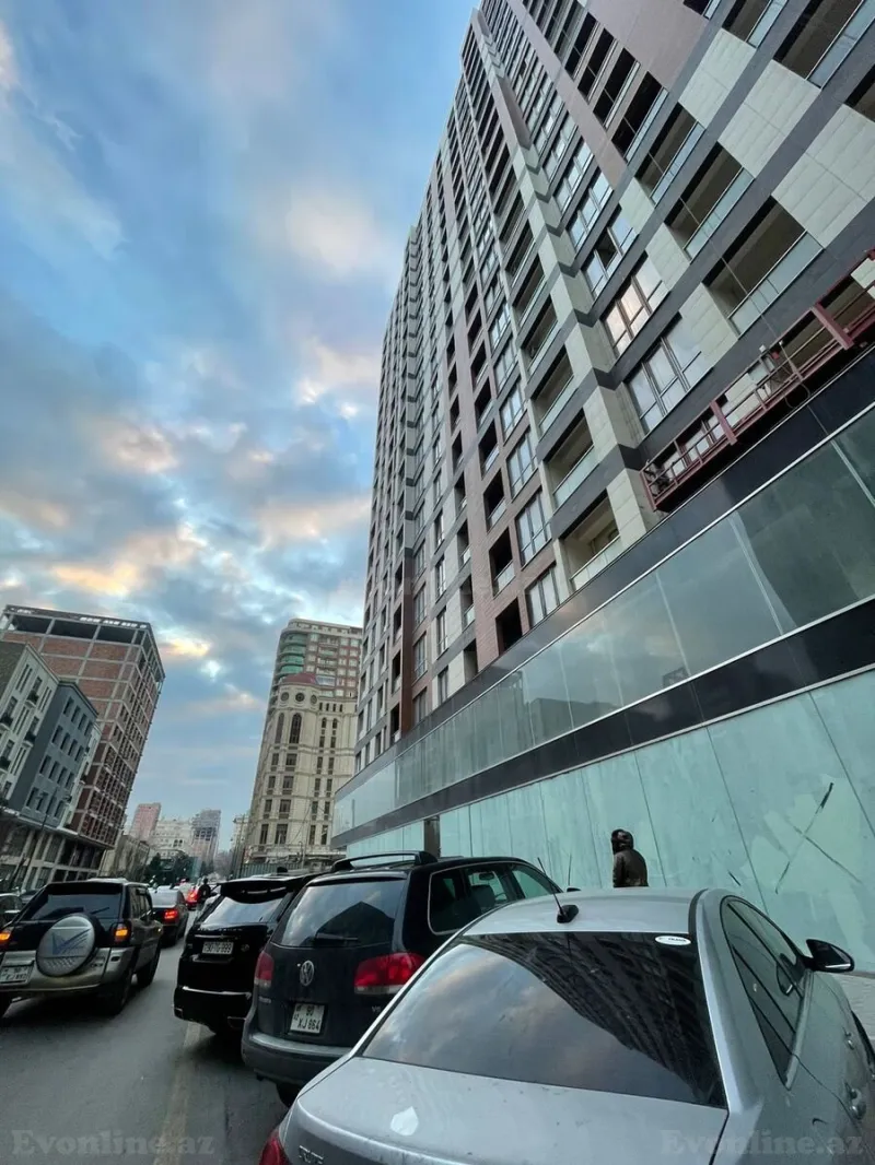 Satılır 3 otaqlı Mənzil Yeni tikili 105 m² Nəsimi r. - şəkil 2