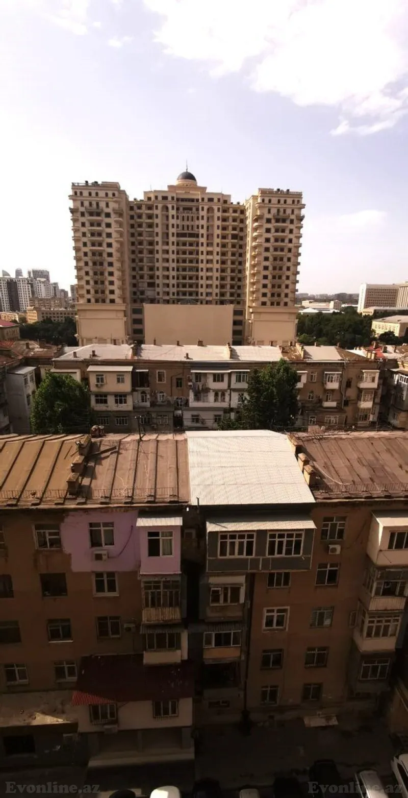 Satılır 4 otaqlı Mənzil Yeni tikili 170 m² Elmlər Akademiyası m. - şəkil 13