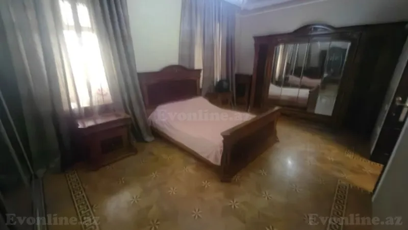 Satılır 3 otaqlı Mənzil Köhnə tikili 126 m² Sahil m. - şəkil 4