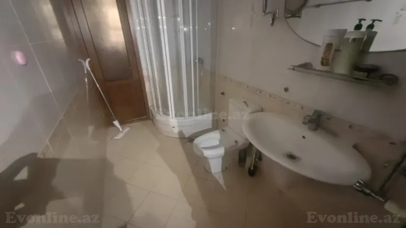 Satılır 3 otaqlı Mənzil Köhnə tikili 126 m² Sahil m. - şəkil 5