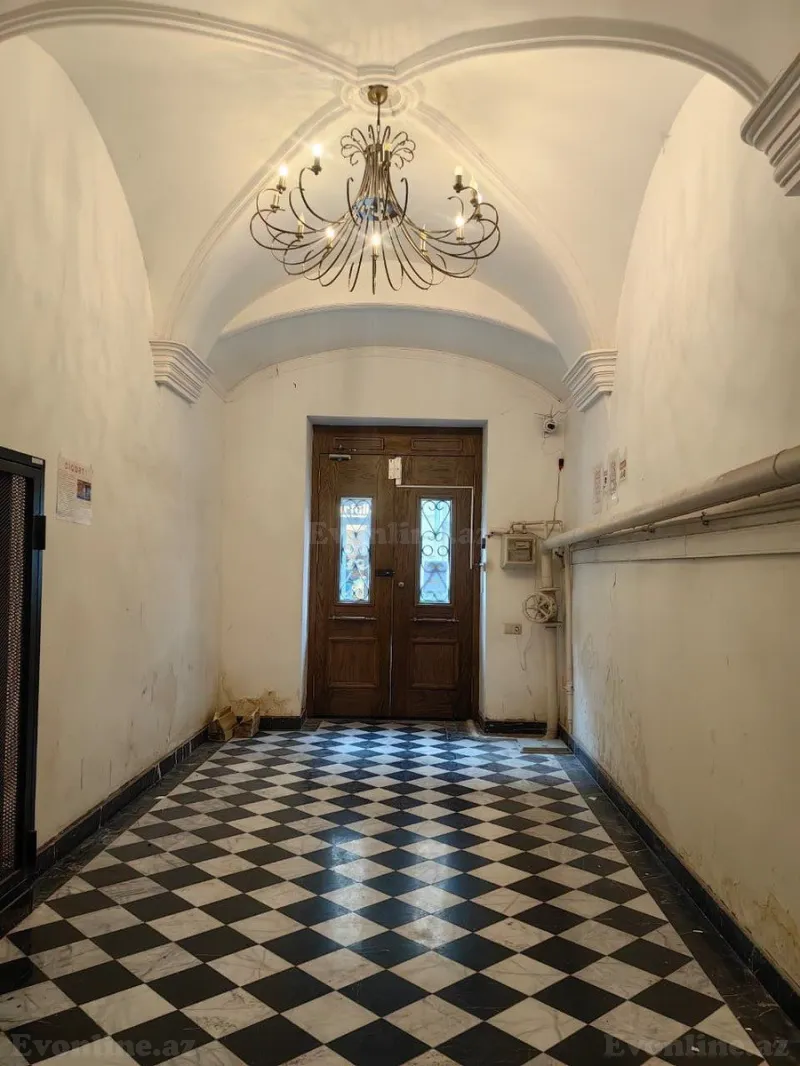 Satılır 3 otaqlı Mənzil Köhnə tikili 126 m² Sahil m. - şəkil 15