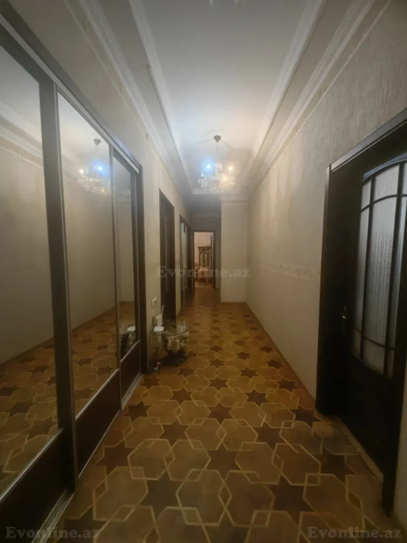 Satılır 3 otaqlı Mənzil Köhnə tikili 126 m² Sahil m. - şəkil 24