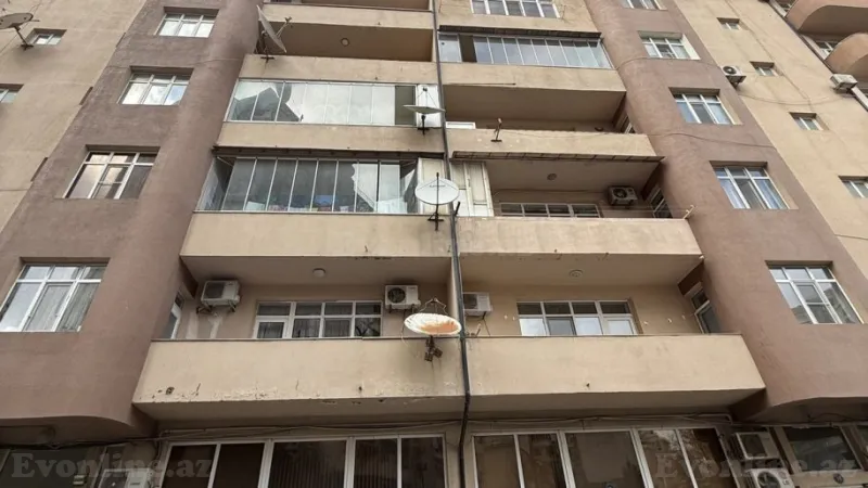 Obyekt 80 m² Elmlər Akademiyası m. Satılır