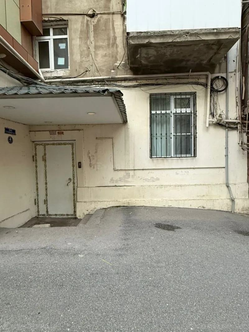 Kirayə verilir 2 otaqlı Mənzil Köhnə tikili 60 m² Nizami m.