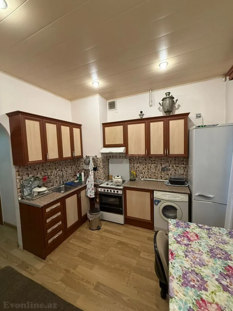 Kirayə verilir 2 otaqlı Mənzil Köhnə tikili 60 m² Nizami m. - şəkil 14