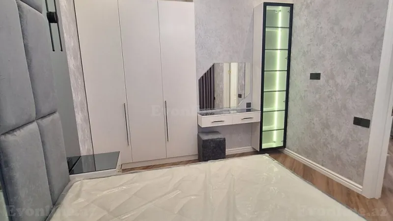 Satılır 2 otaqlı Mənzil Yeni tikili 65 m² Gənclik m. - şəkil 2