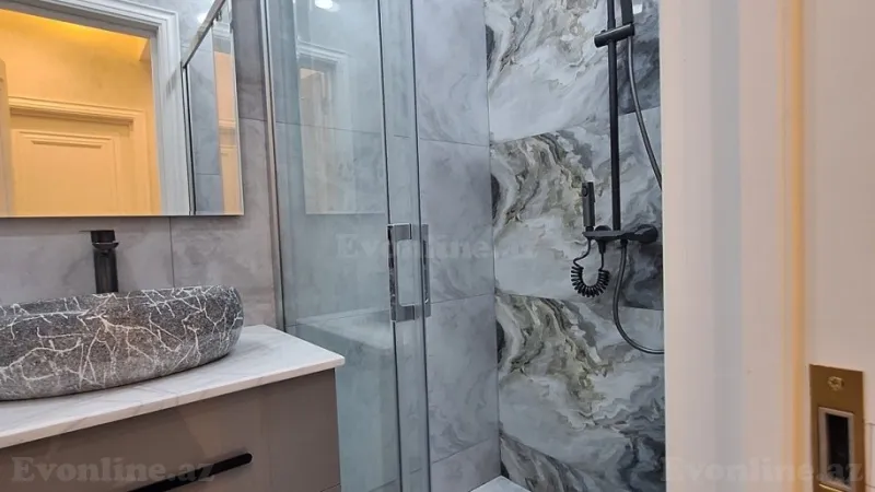 Satılır 2 otaqlı Mənzil Yeni tikili 65 m² Gənclik m. - şəkil 8