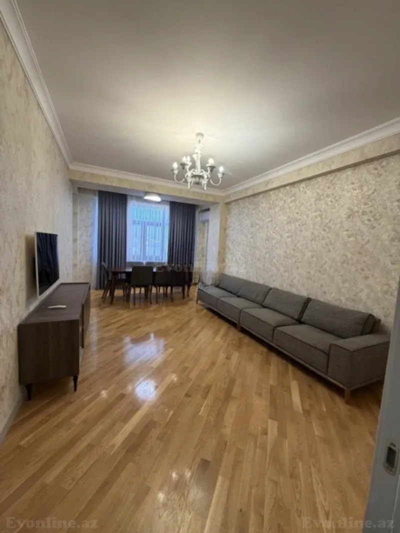 3 otaqlı Mənzil 105 m² Suraxanı r. Satılır