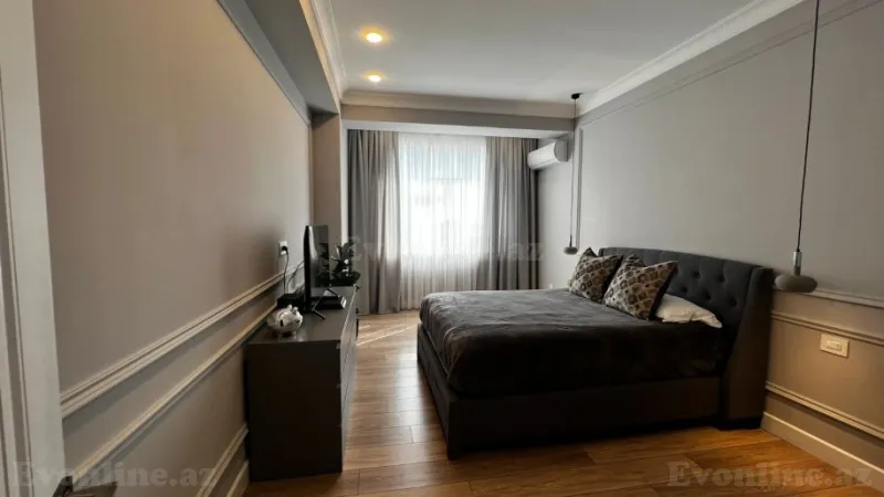 Satılır 3 otaqlı Mənzil Yeni tikili 130 m² Səbail r. - şəkil 12