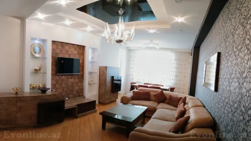 3 otaqlı Mənzil 130 m² 9-cu mikrorayon Satılır