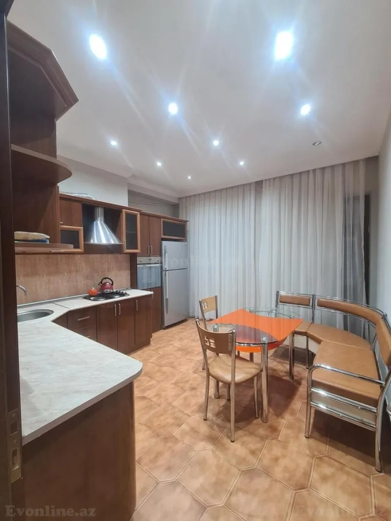 Kirayə verilir 2 otaqlı Mənzil Yeni tikili 95 m² Gənclik m. - şəkil 2