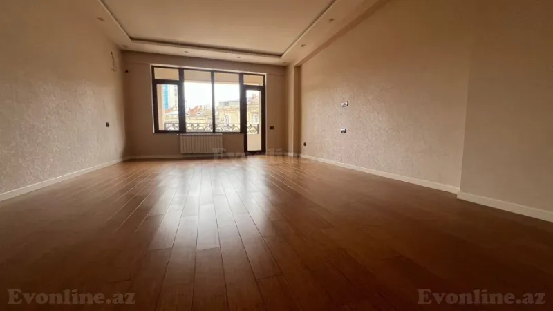4 otaqlı Mənzil 195 m² Kubinka Satılır