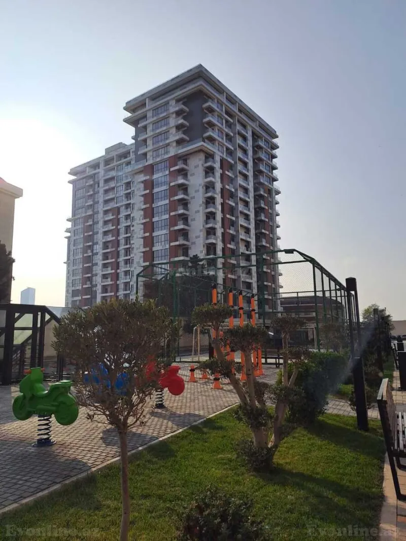 Satılır 3 otaqlı Mənzil Yeni tikili 126 m² Koroğlu m.