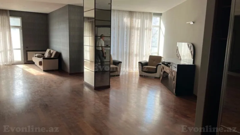 Satılır 3 otaqlı Mənzil Yeni tikili 217 m² Nərimanov r. - şəkil 15