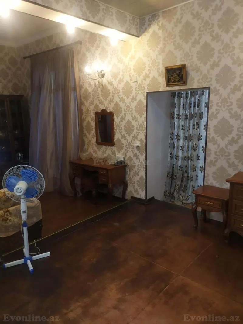 Satılır 3 otaqlı Mənzil Köhnə tikili 100 m² Bayıl - şəkil 8