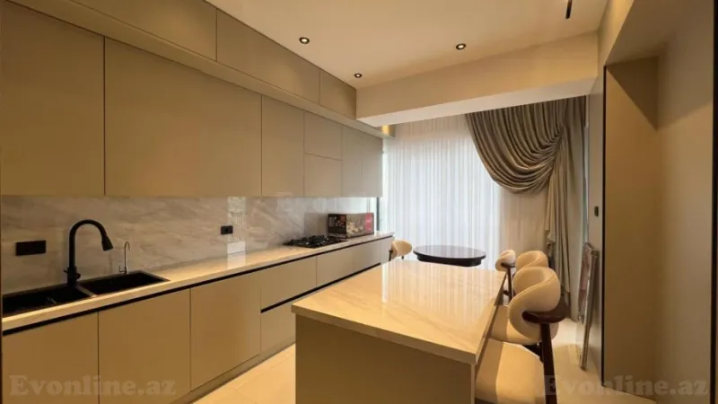 Kirayə verilir 3 otaqlı Mənzil Yeni tikili 135 m² Xətai r. - şəkil 3