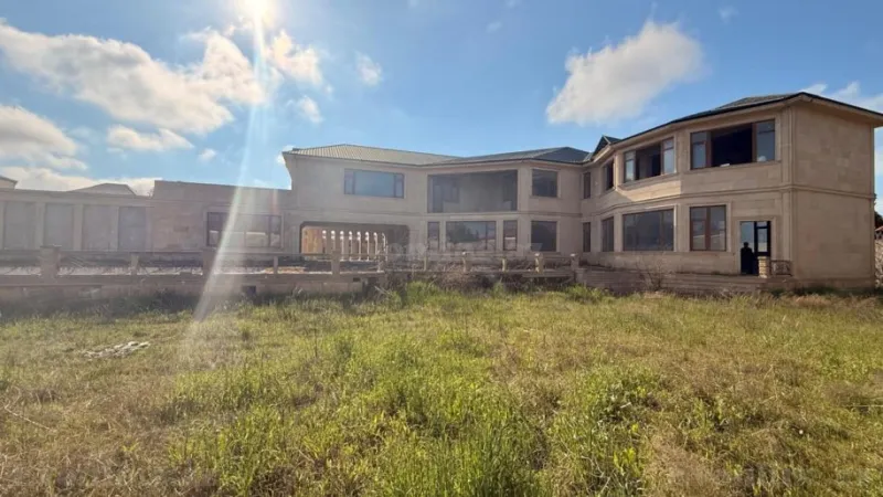 Torpaq Şüvəlan Satılır