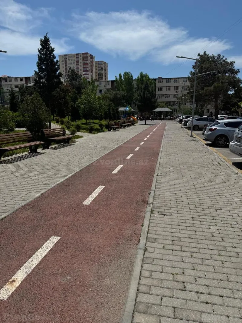 Satılır 3 otaqlı Mənzil Köhnə tikili 75 m² Əhmədli