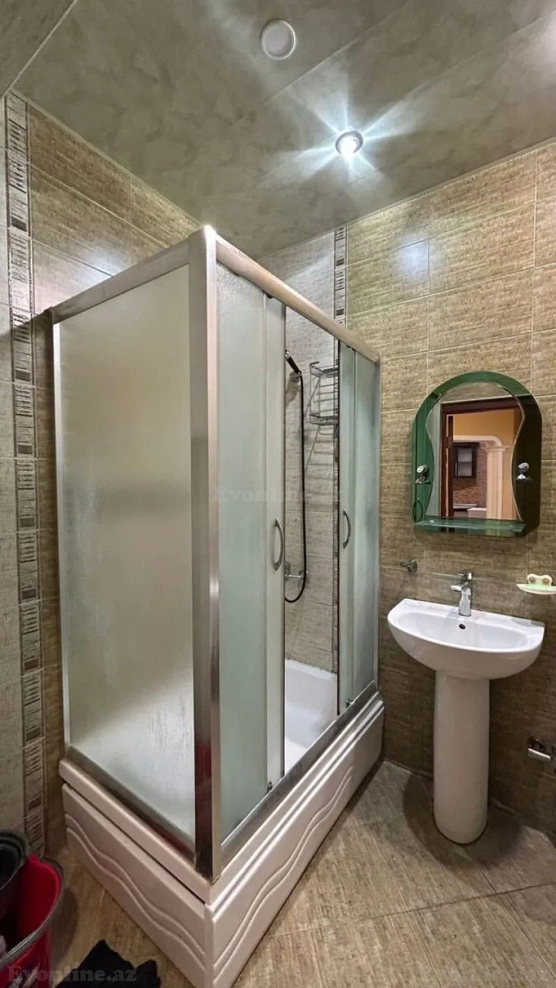 Kirayə verilir 3 otaqlı Mənzil Yeni tikili 90 m² Nərimanov r. - şəkil 10