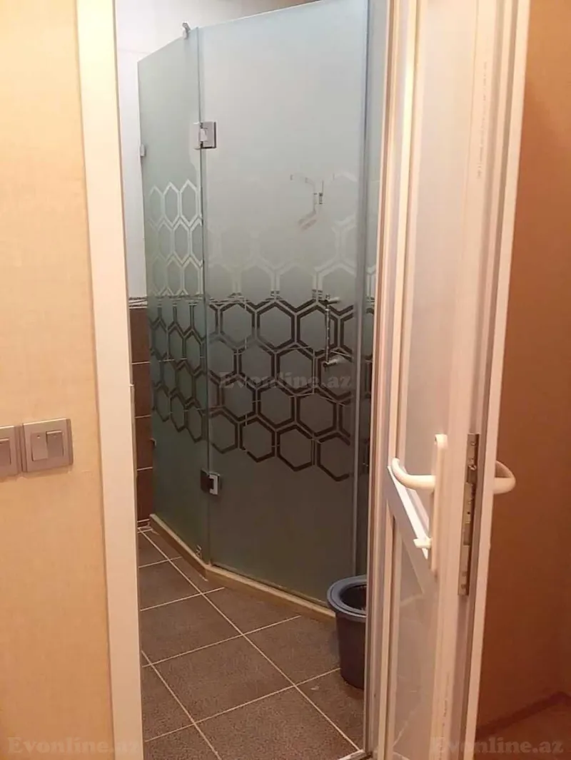 Kirayə verilir 3 otaqlı Mənzil Köhnə tikili 70 m² Sabunçu r. - şəkil 7