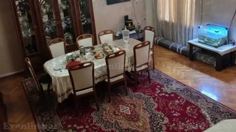 Satılır 3 otaqlı Mənzil Köhnə tikili 110 m² Binəqədi r. - şəkil 2