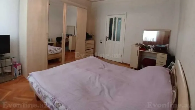 Satılır 3 otaqlı Mənzil Köhnə tikili 110 m² Binəqədi r. - şəkil 3