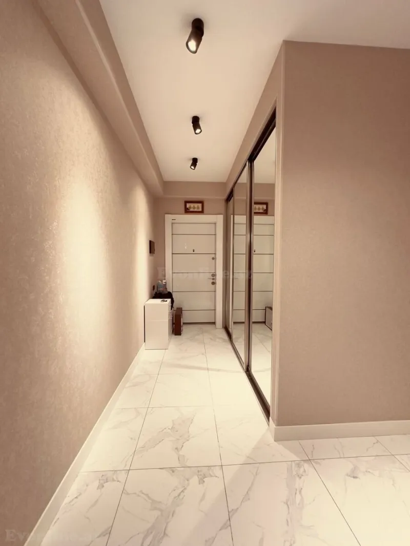 Satılır 3 otaqlı Mənzil Yeni tikili 103 m² İnşaatçılar m. - şəkil 4