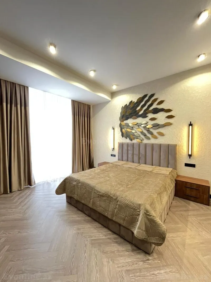 Satılır 3 otaqlı Mənzil Yeni tikili 142 m² Nəriman Nərimanov m. - şəkil 13