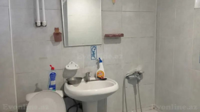Kirayə verilir 1 otaqlı Mənzil Köhnə tikili 30 m² Azadlıq prospekti m. - şəkil 7