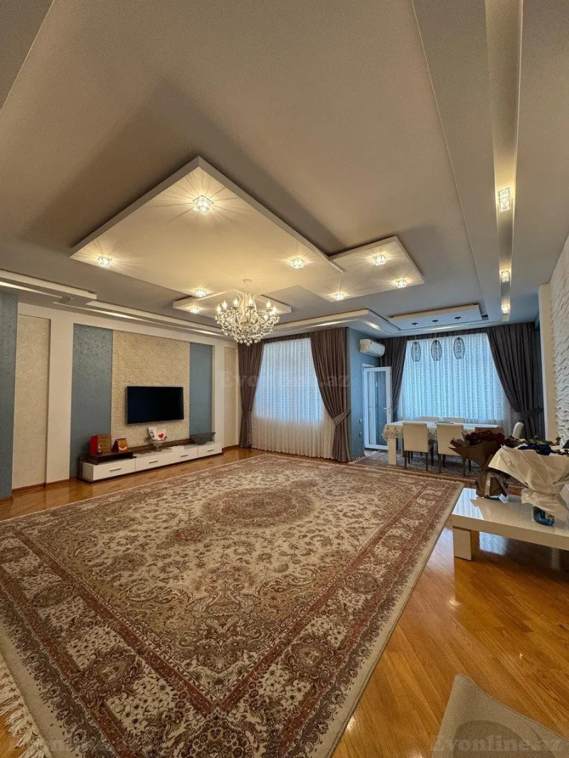 Satılır 3 otaqlı Mənzil Yeni tikili 160 m² 2-ci mikrorayon