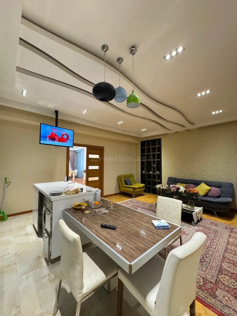 Satılır 3 otaqlı Mənzil Yeni tikili 160 m² 2-ci mikrorayon - şəkil 5