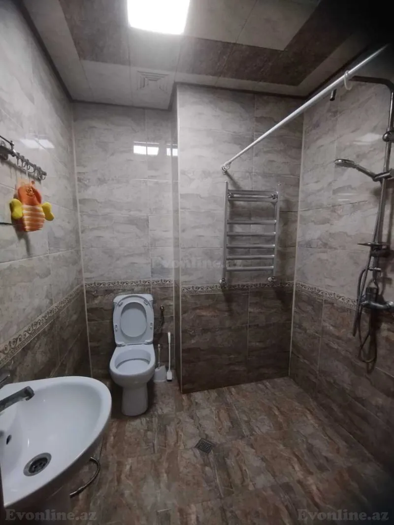 Kirayə verilir 3 otaqlı Mənzil Yeni tikili 70 m² Xətai r. - şəkil 10