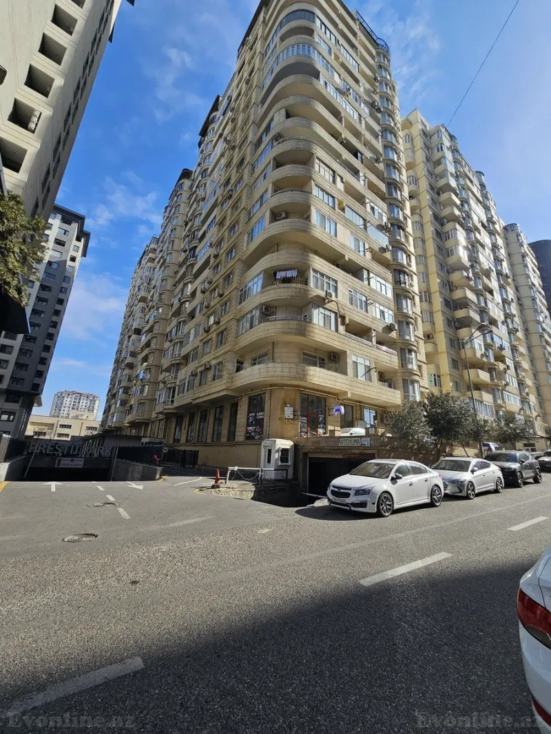 Satılır 3 otaqlı Mənzil Yeni tikili 100 m² 8 Noyabr m. - şəkil 17