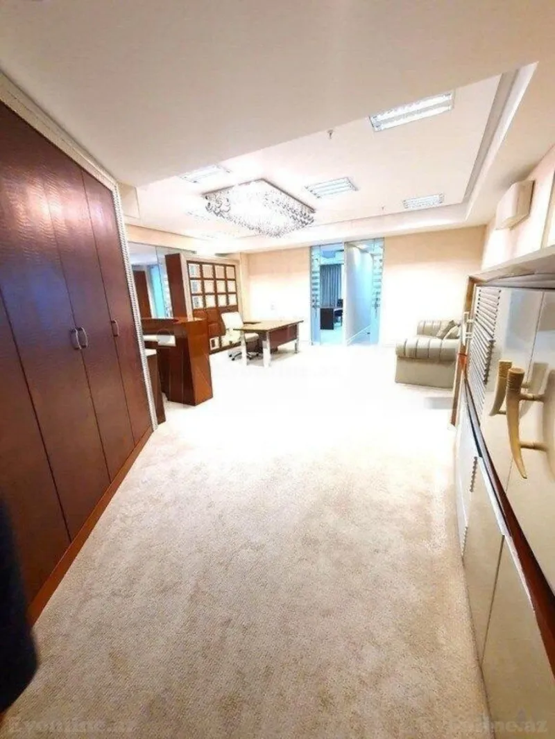 Kirayə verilir Ofis 178 m² Xətai m. - şəkil 6