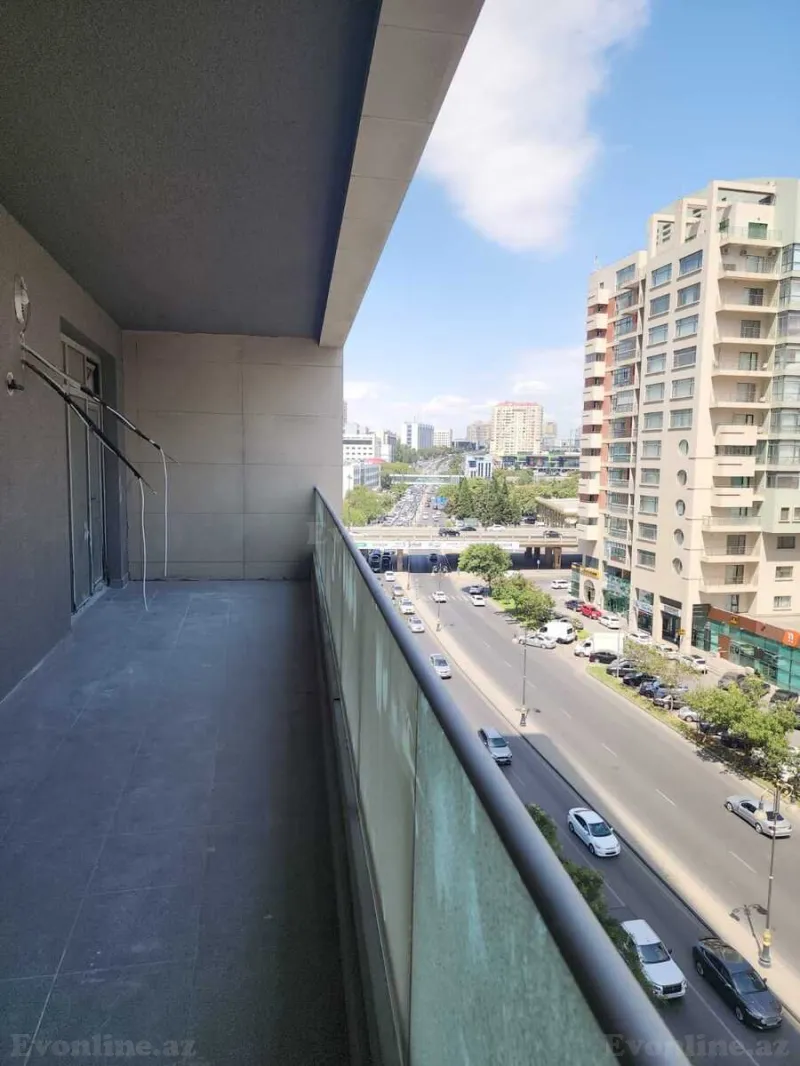 Satılır 3 otaqlı Mənzil Yeni tikili 100 m² 8 Noyabr m. - şəkil 2