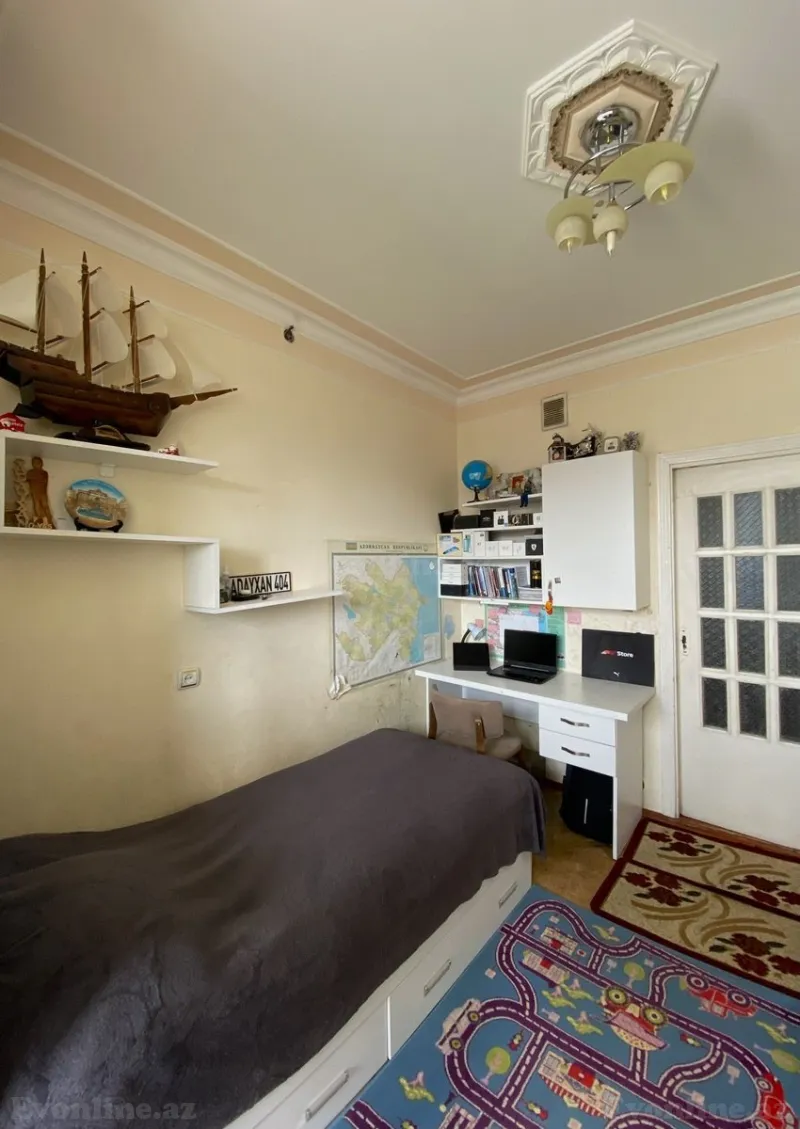 Satılır 3 otaqlı Mənzil Köhnə tikili 75 m² Qaraçuxur - şəkil 2