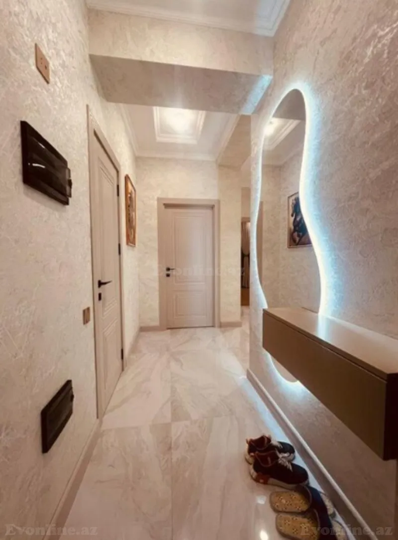 Satılır 3 otaqlı Mənzil Yeni tikili 76 m² Qara Qarayev m. - şəkil 4