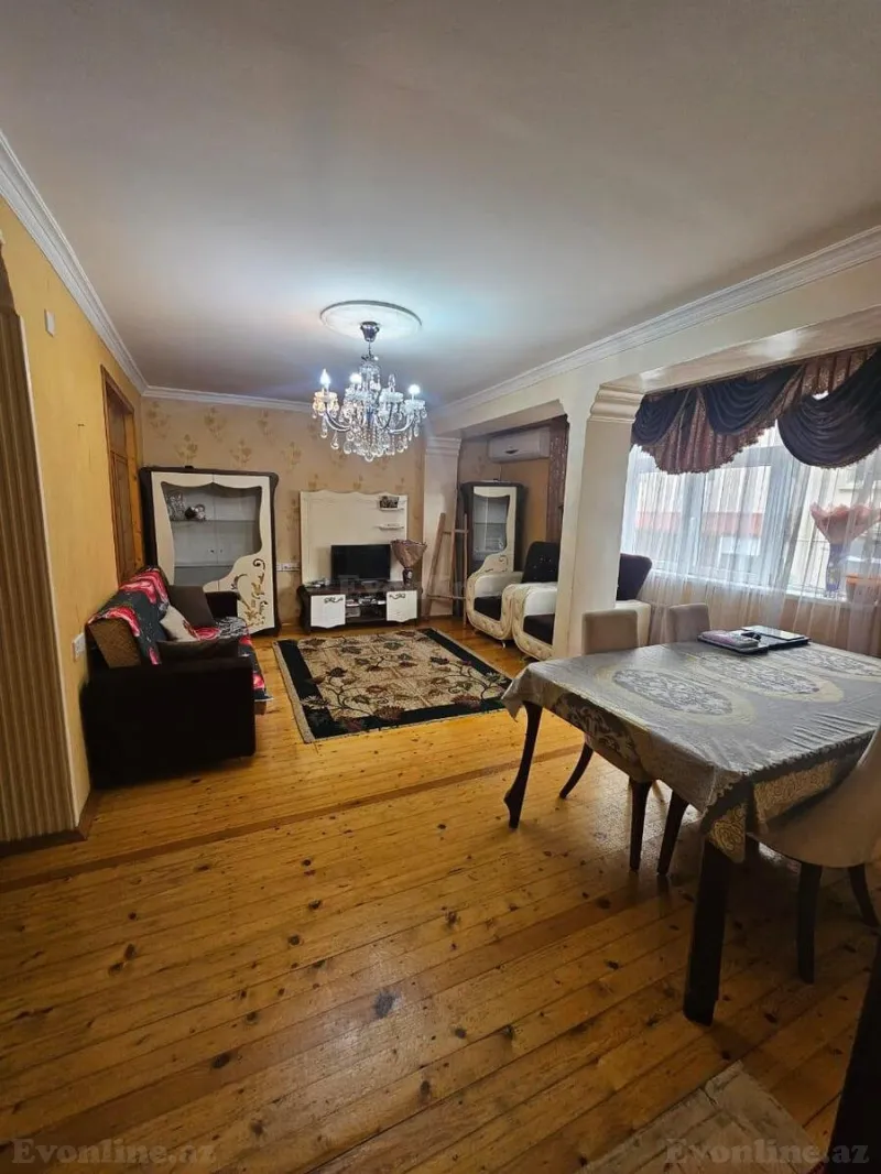 Satılır 3 otaqlı Mənzil Köhnə tikili 100 m² Memar Əcəmi m. - şəkil 2