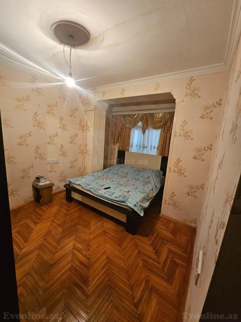 Satılır 3 otaqlı Mənzil Köhnə tikili 100 m² Memar Əcəmi m. - şəkil 4