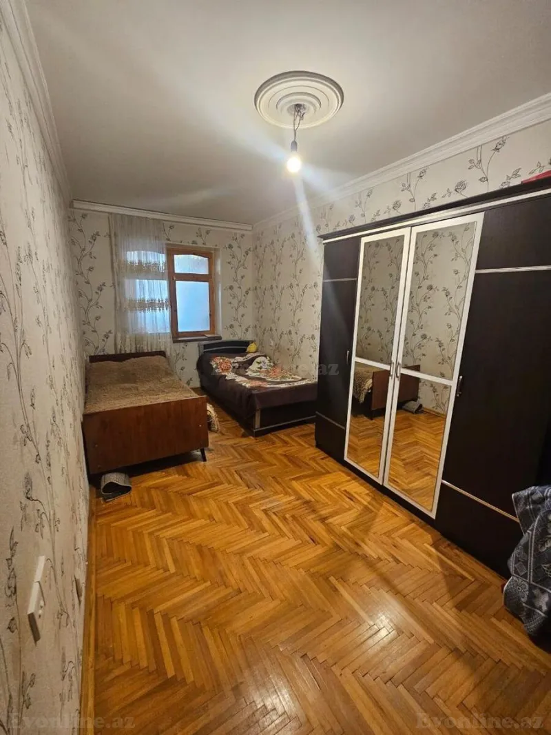 Satılır 3 otaqlı Mənzil Köhnə tikili 100 m² Memar Əcəmi m. - şəkil 5