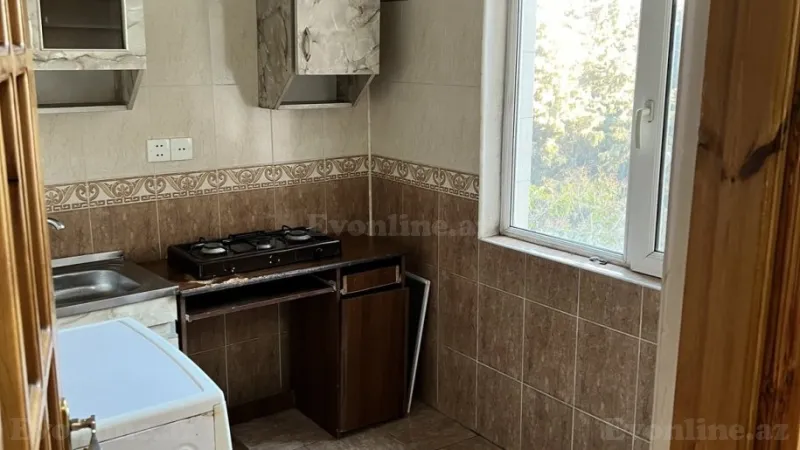 Kirayə verilir 1 otaqlı Mənzil Köhnə tikili 31 m² 7-ci mikrorayon - şəkil 2