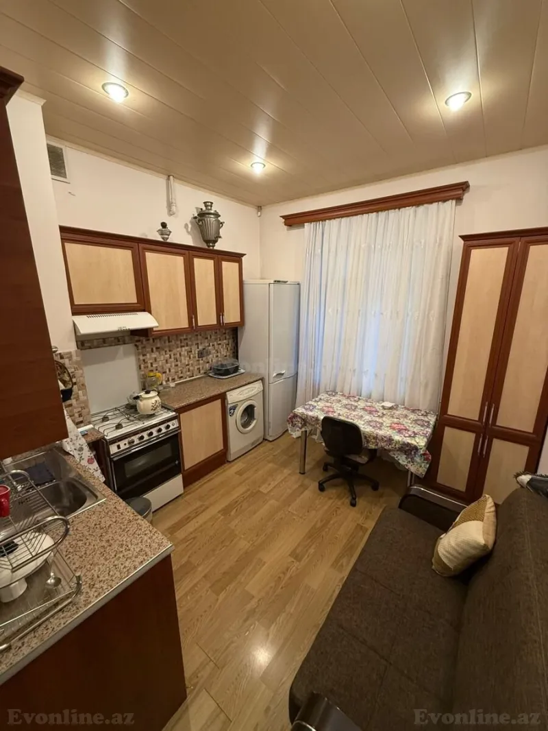 Kirayə verilir 2 otaqlı Mənzil Köhnə tikili 70 m² Yasamal - şəkil 4