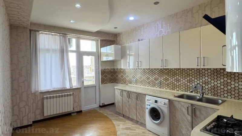 Kirayə verilir 4 otaqlı Mənzil Yeni tikili 150 m² 8-ci mikrorayon - şəkil 5