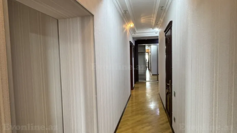 Kirayə verilir 4 otaqlı Mənzil Yeni tikili 150 m² 8-ci mikrorayon - şəkil 8