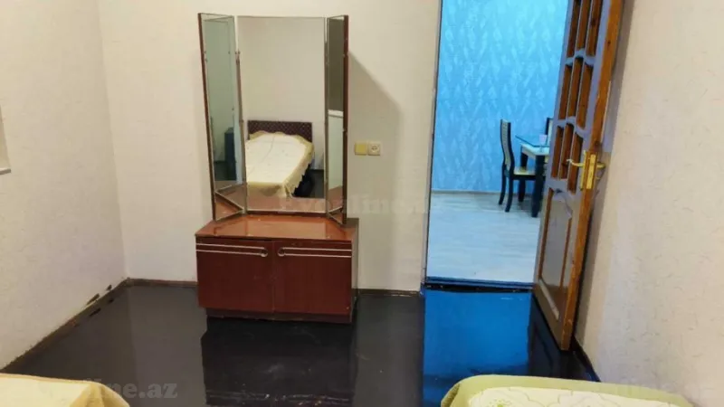 Kirayə verilir 3 otaqlı Mənzil Köhnə tikili 75 m² Koroğlu m. - şəkil 12