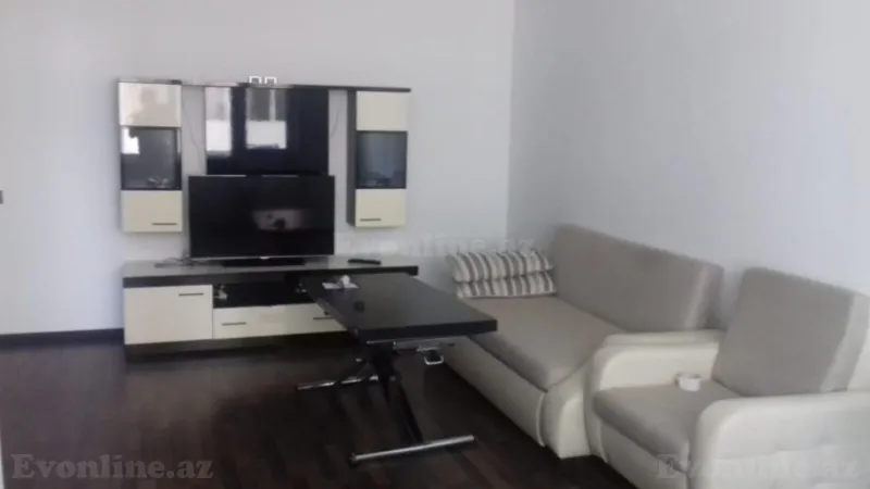 2 otaqlı Mənzil 65 m² Xətai m. Kirayə verilir